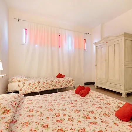Agriturismo Rose Di Pietra Apt 1 アパート